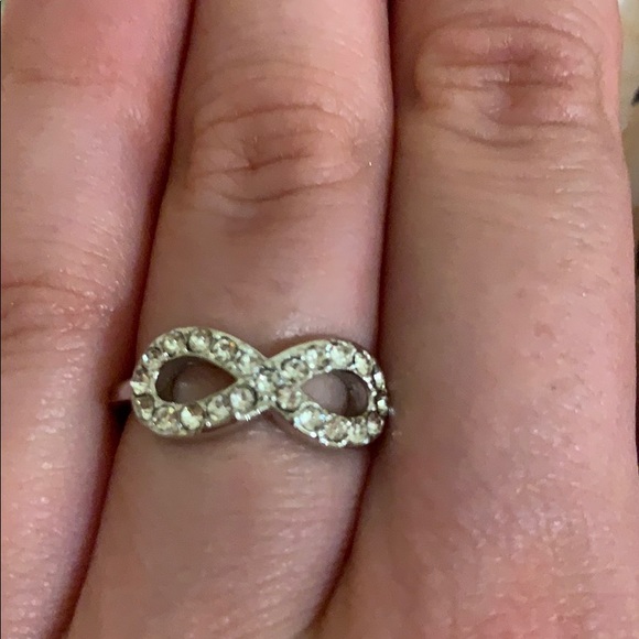 Silver pave crystal infinity band ring - Picture 3 of 6